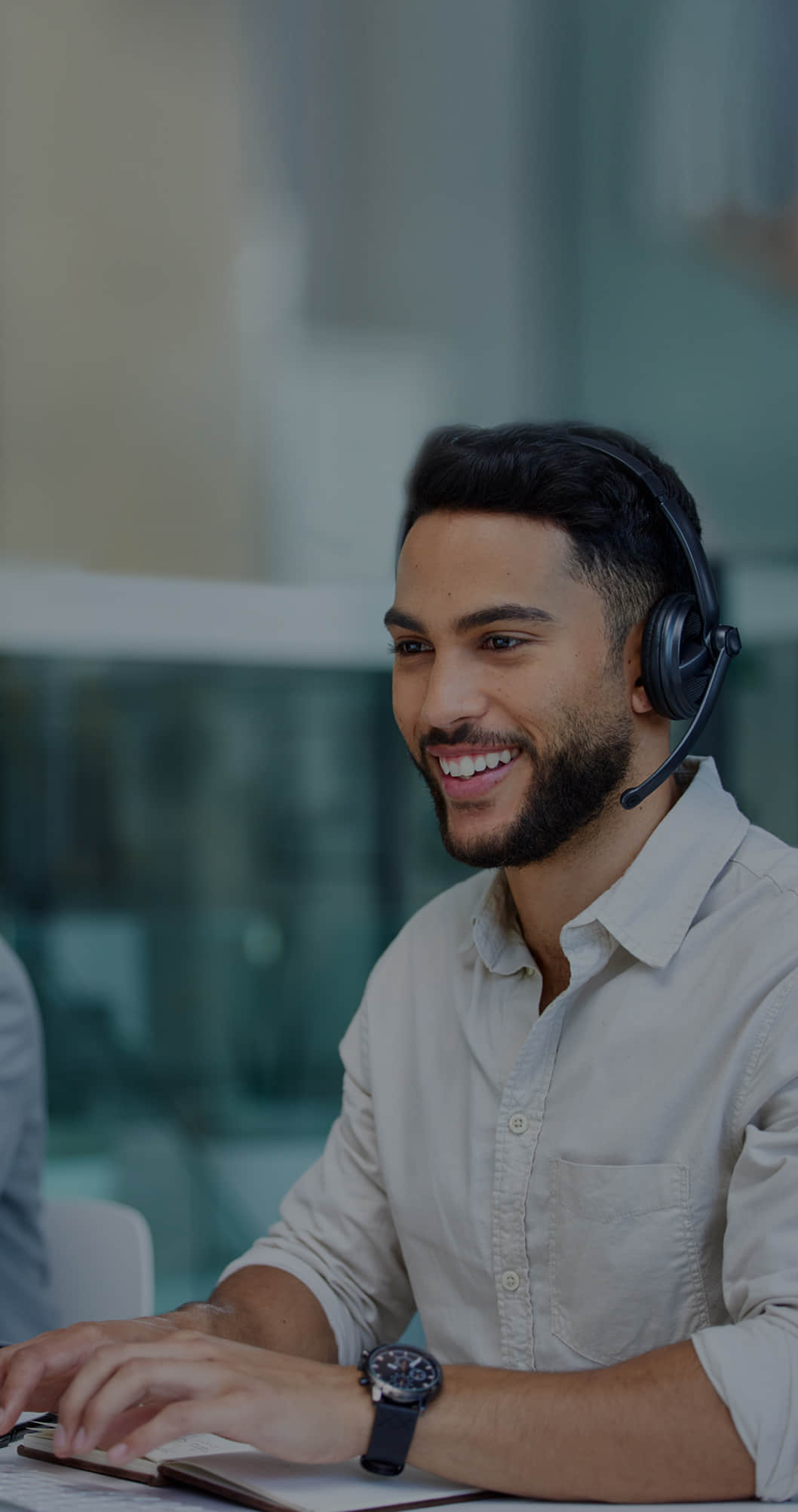 SOUEAST-Contact Us｜Become a Dealer_Brand Partnership_Service  Support_Purchase Intention｜SOUEAST MOTOR Global Site